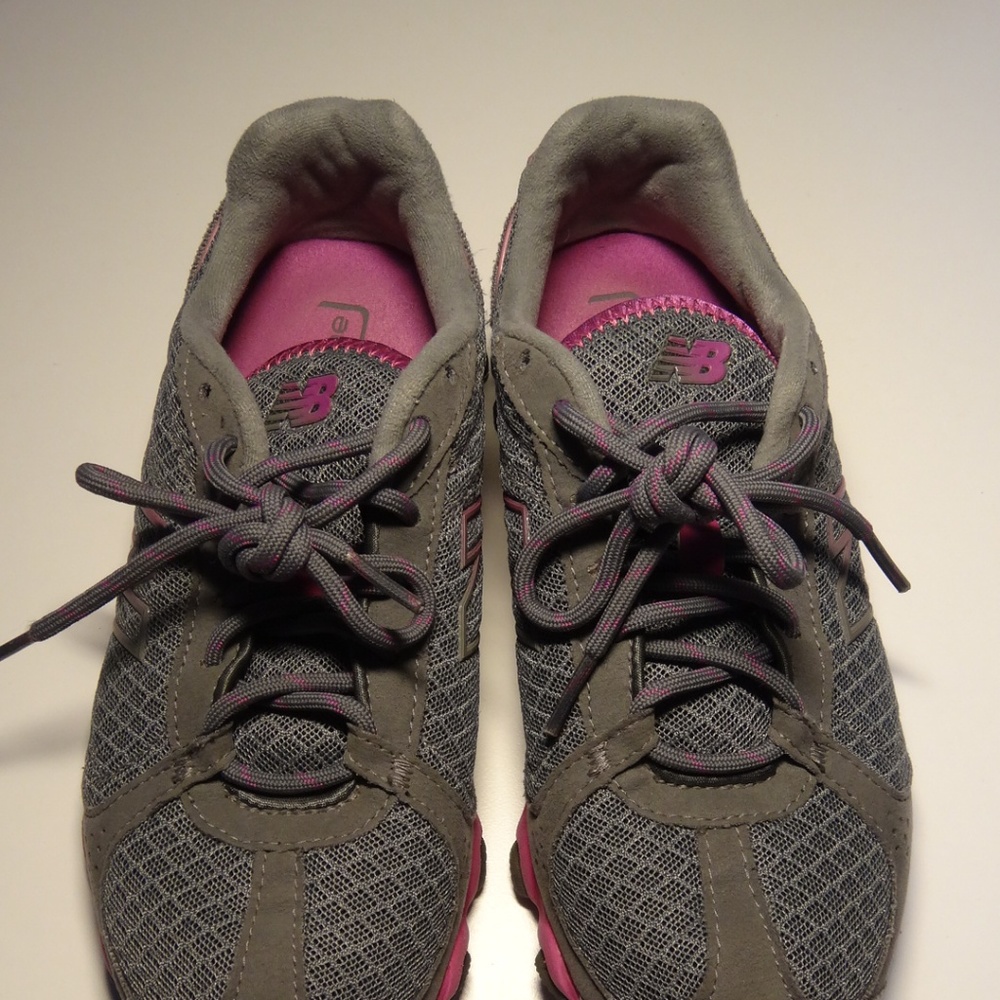 New Balance 6.5 - Picture 3 of 6